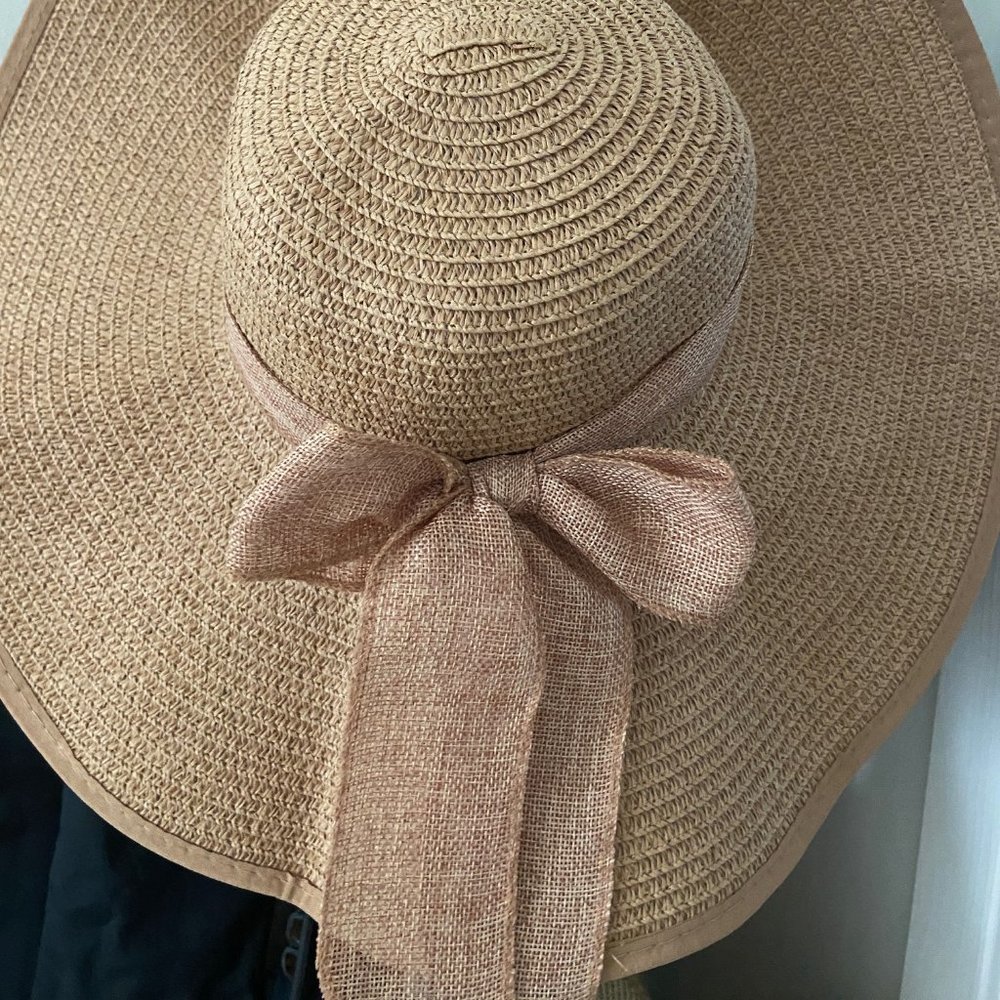 Bow Decor Straw Hat